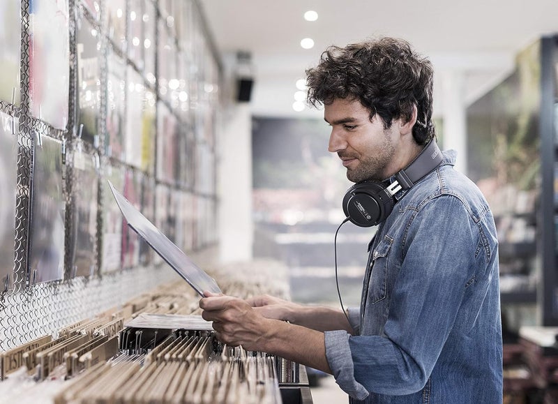 audio-technica سماعات رأس احترافية مغلقة من ATH-PRO5XBK، ديناميكية، مخصصة لمراقبة الدي جي، سوداء - Image 2